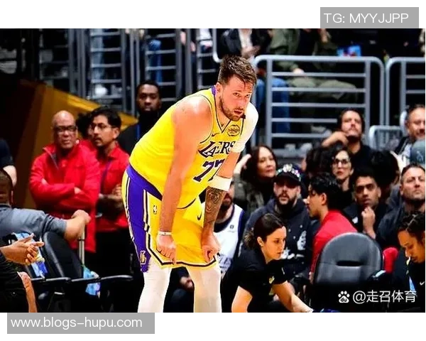 2008年NBA火箭与太阳激战回顾：经典对决与精彩瞬间分析